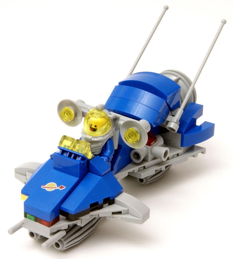 Illustration for article titled These Lego Classic Space builds make me want a new official Space line